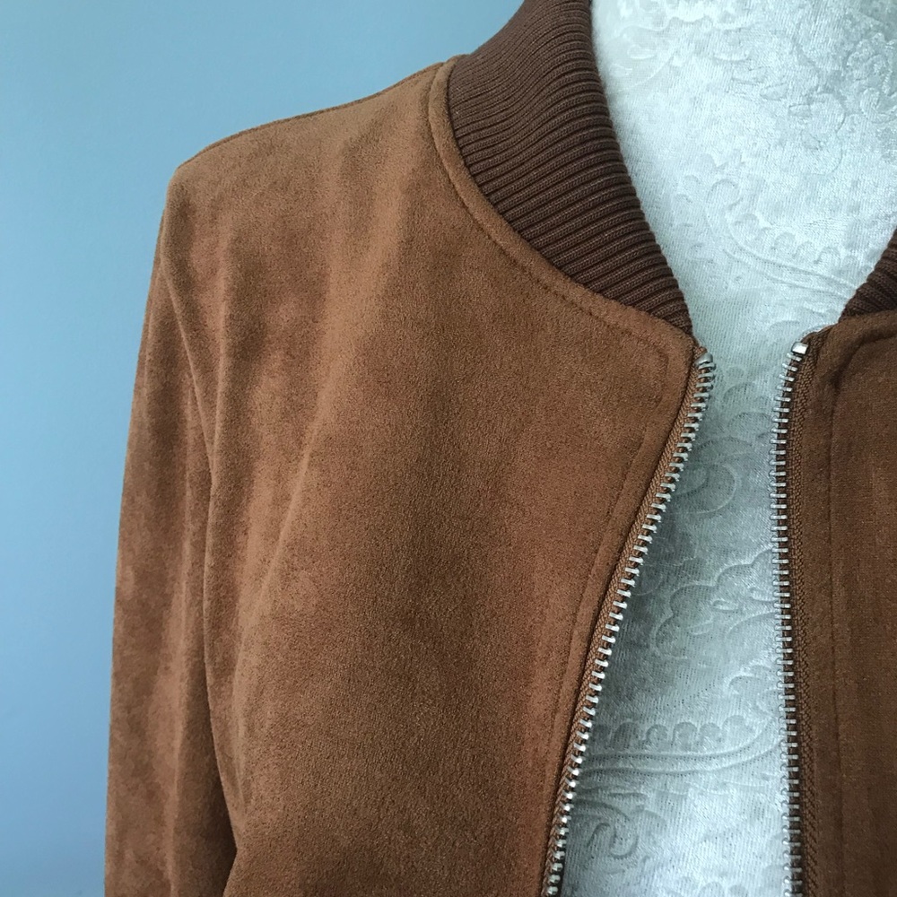 Jacket - Picture 2 of 3